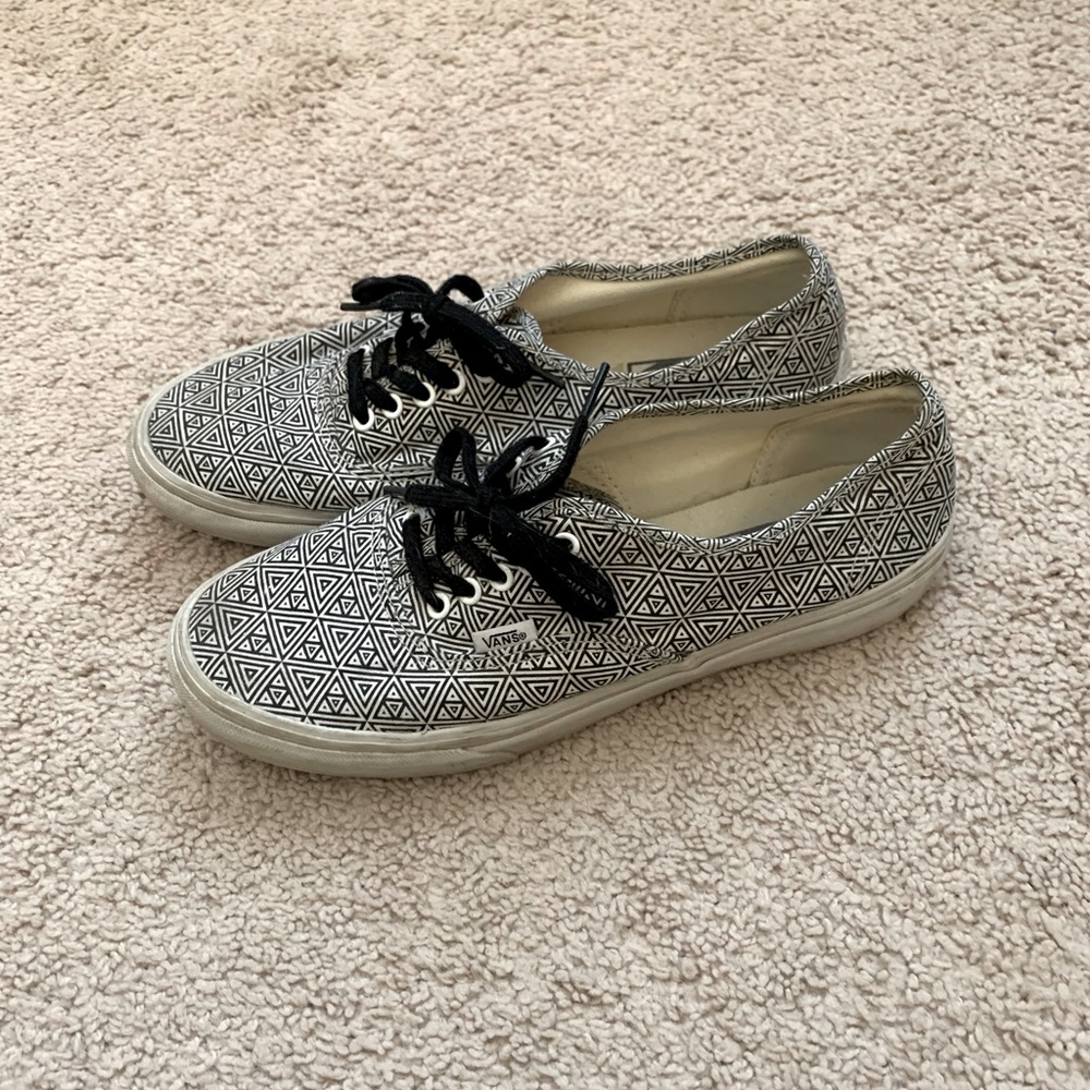 SALE!  Vans Geometric Style Sneakers—gently loved